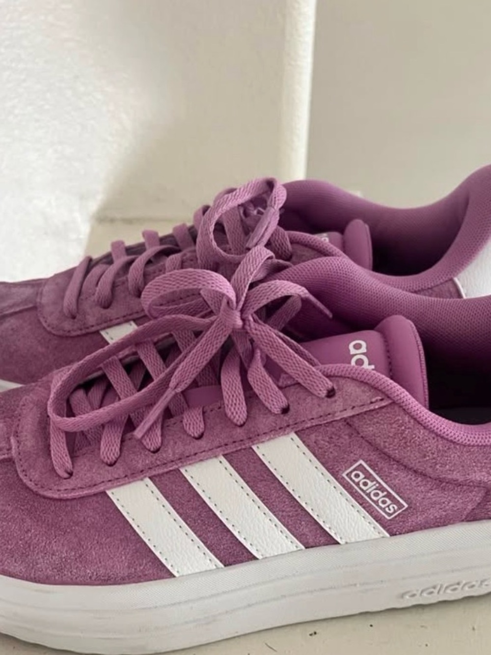 Adidas VL Court Bold women's shoe in a preloved purple suede material